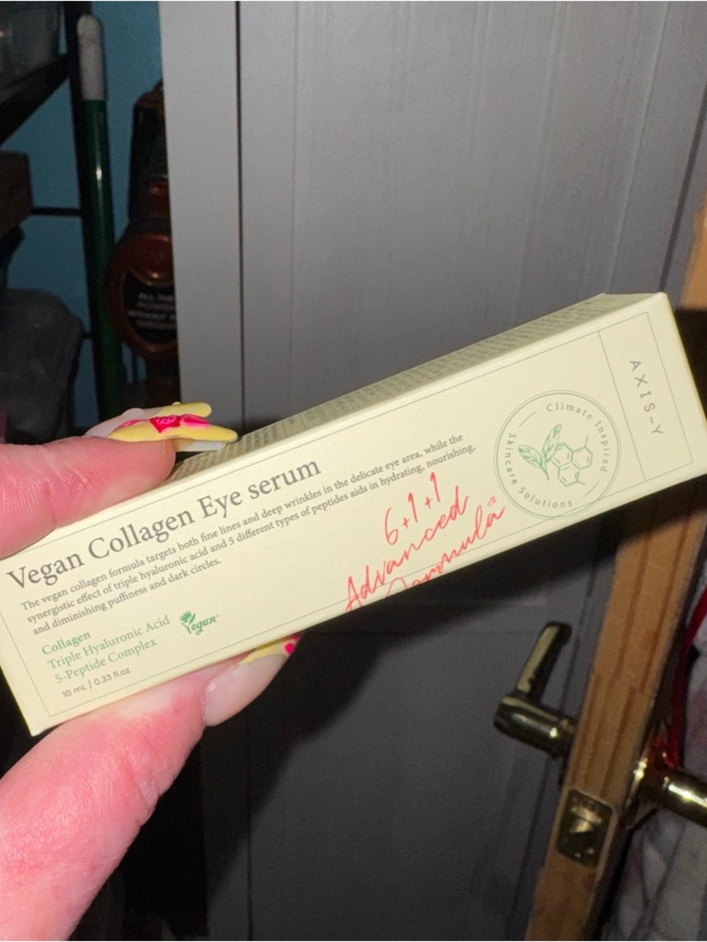 Collagen eye cream